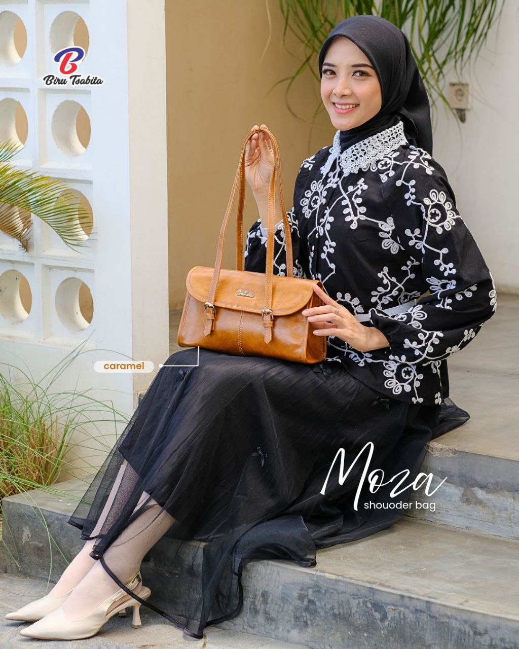 Moza shoulder bag & Belvie pouch by Biru Tsabita